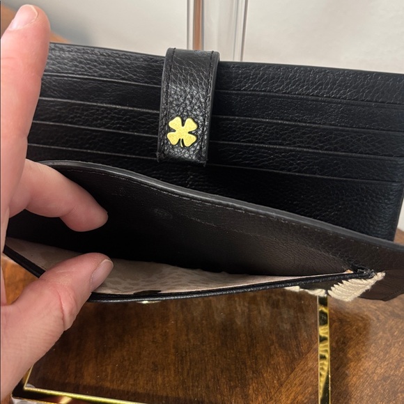 LUCKY BRAND GENUINE LEATHER WITH EMBROIDERED WHIPSTITCH ACCENTS (NWOT) - Picture 4 of 11